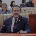 LUIS ZAMORA